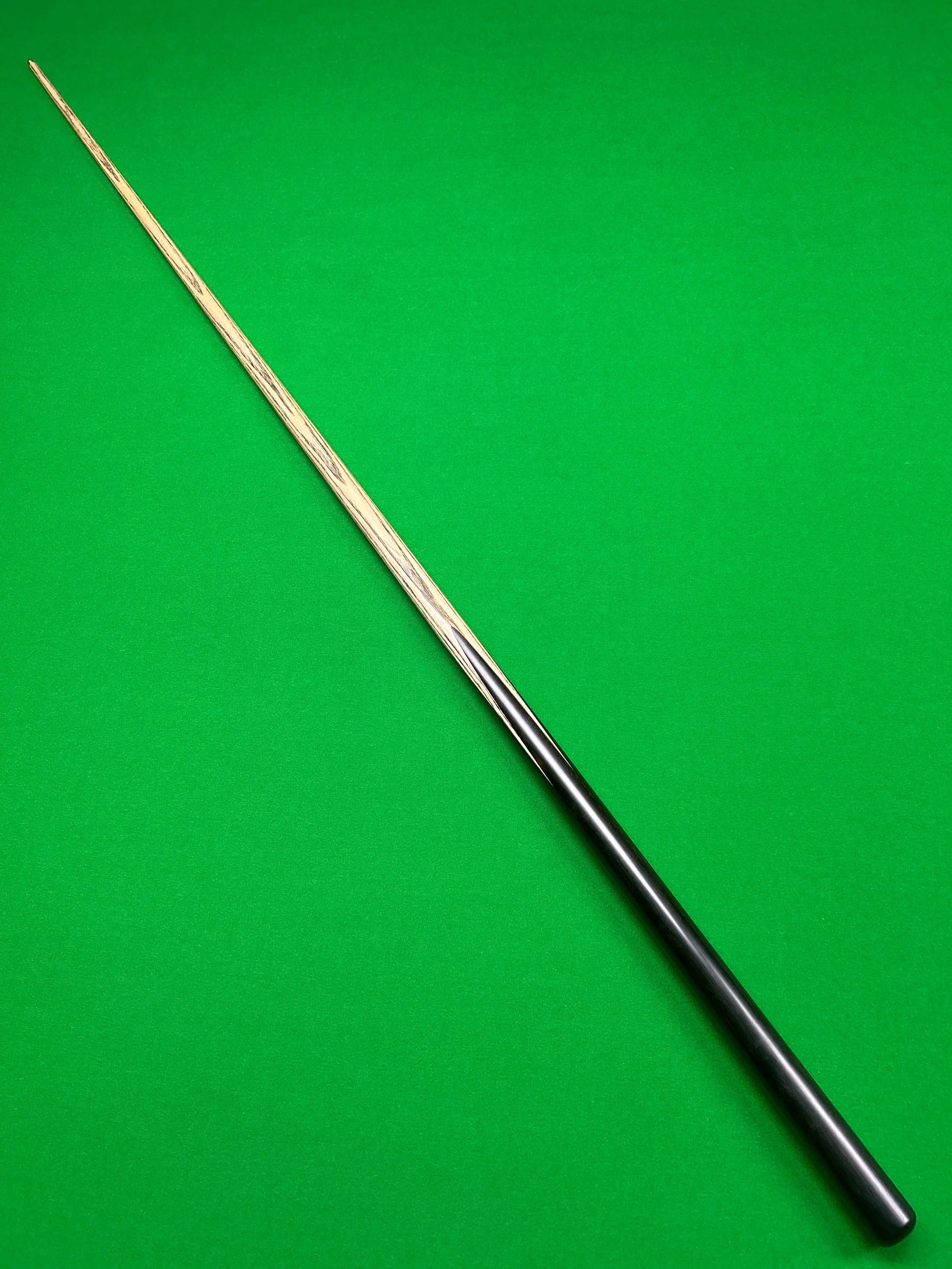 RT Cuesports Timeless 022 - ASH - 9.5mm, 59.5”